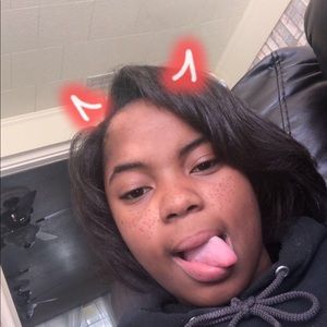 Meet your Posher, Kendra